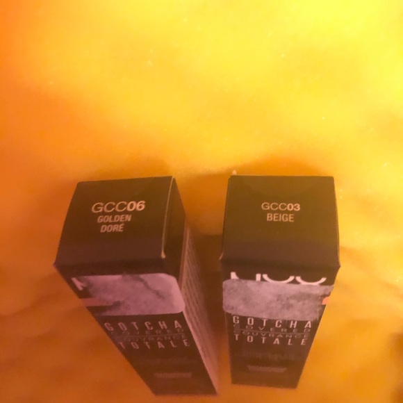 Makeup bundle!!! 💙❤️ - Picture 8 of 9